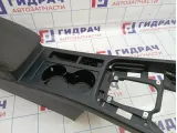 Консоль Volkswagen Passat (B8)