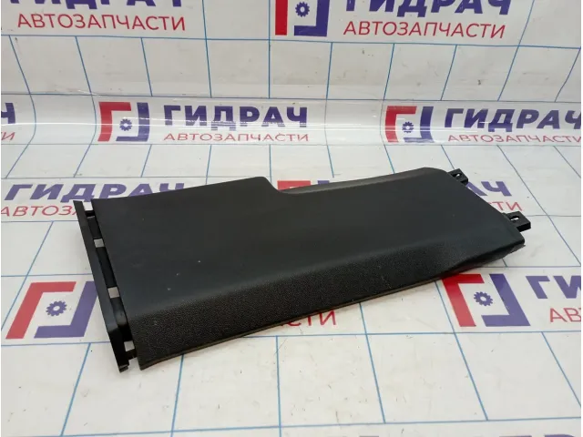 Обшивка стойки средней правая нижняя Volkswagen Passat (B8) 3G0867292B82V