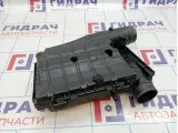 Корпус воздушного фильтра Volkswagen Passat (B8) 04E129611G