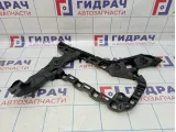Кронштейн заднего бампера правый Volkswagen Passat (B8) 3G5807376