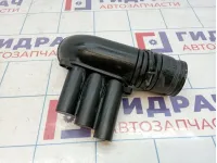 Патрубок воздушного фильтра Volkswagen Passat (B8) 04E129651C