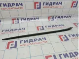 Молдинг лобового стекла правый Volkswagen Passat (B8)
