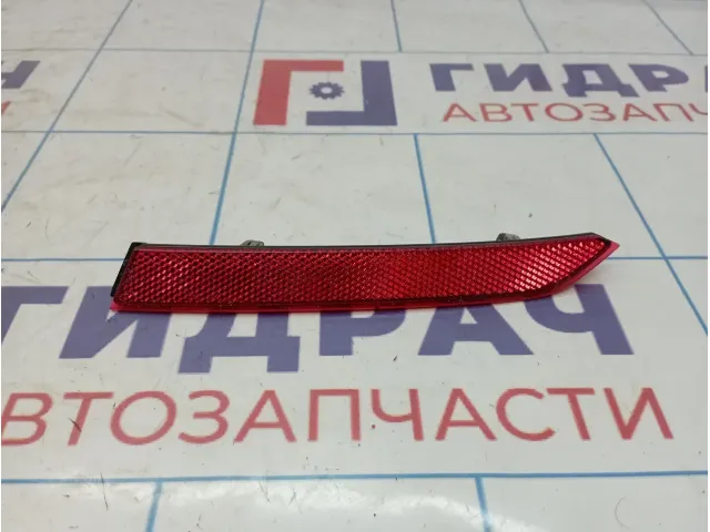 Отражатель в бампер задний левый Volkswagen Passat (B8) 3G0945105A