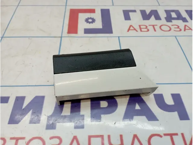 Накладка переднего крыла левого Volkswagen Passat (B8) 3G0853991A