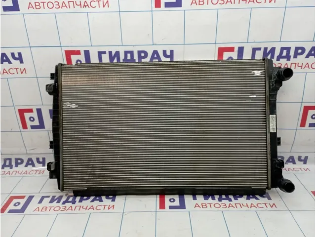 Радиатор основной Volkswagen Passat (B8) 5Q0121251EM