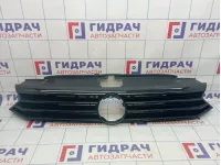 Решетка радиатора Volkswagen Passat (B8) 3G0853651JBKZ