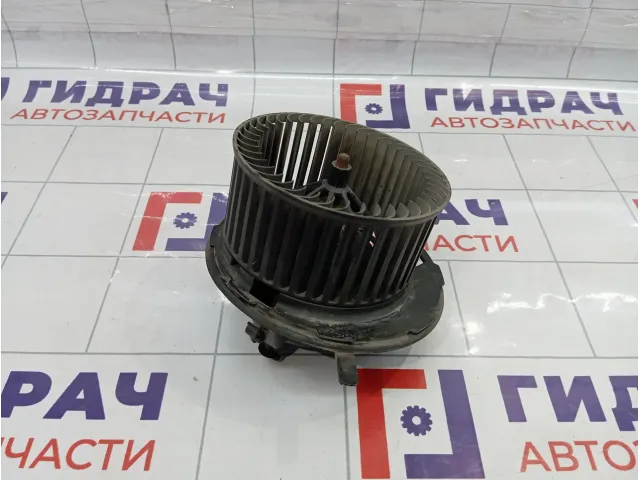 Моторчик отопителя Volkswagen Passat CC 3C1820015R