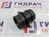 Патрубок воздушного фильтра Volkswagen Passat CC 06J906461D