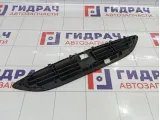 Дефлектор воздушный центральный Volkswagen Passat CC 3C0819153B1QB