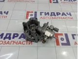 Насос (ТНВД) бензиновый Volkswagen Passat CC 06H127025N