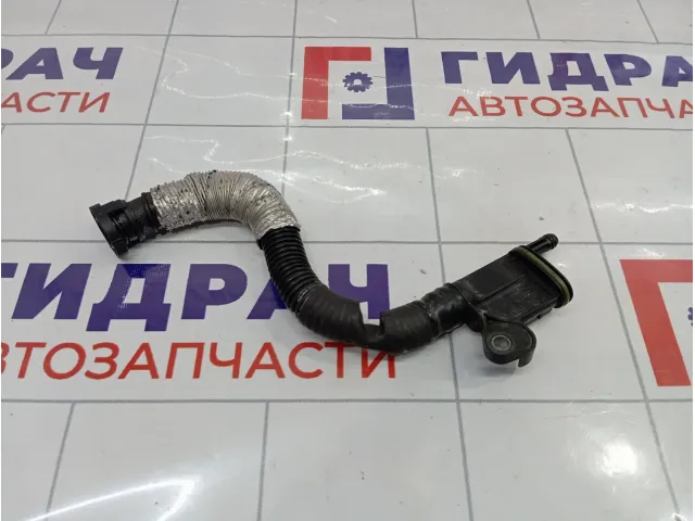 Трубка вентиляции картерных газов Volkswagen Passat CC 06H103226A