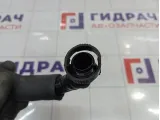 Трубка вентиляции картерных газов Volkswagen Passat CC 06J103221