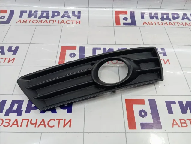 Решетка в бампер правая Volkswagen Passat CC 3C8853666C
