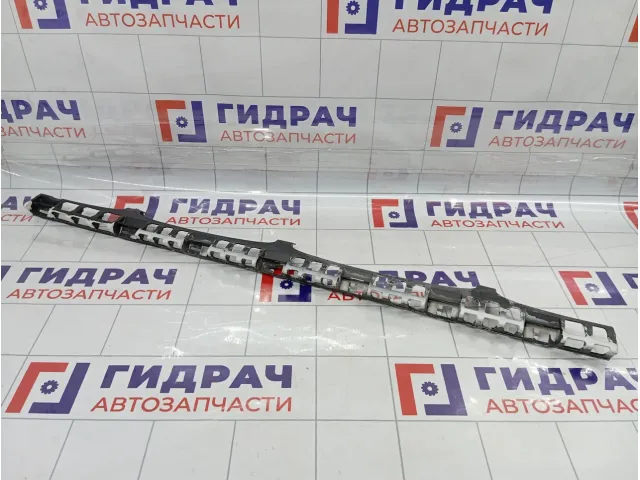 Кронштейн порога наружного правого Volkswagen Passat CC