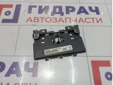 Кронштейн подлокотника Volkswagen Passat CC 3C0863615 