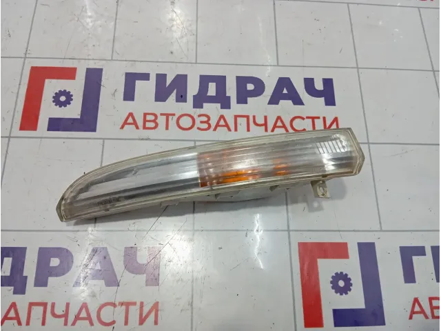 Указатель поворота в бампер правый Volkswagen Passat CC 3C8953042 