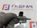 Клапан электромагнитный изменения фаз ГРМ Volkswagen Passat CC 06L109259A 