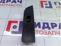 Накладка (кузов внутри) передняя правая Volkswagen Passat CC 3C8857858G