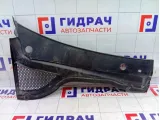 Решетка под лобовое стекло (Жабо) левая Volkswagen Passat CC 3C8819403
