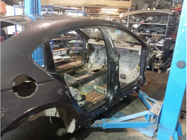 Порог со стойкой правый Volkswagen Passat CC