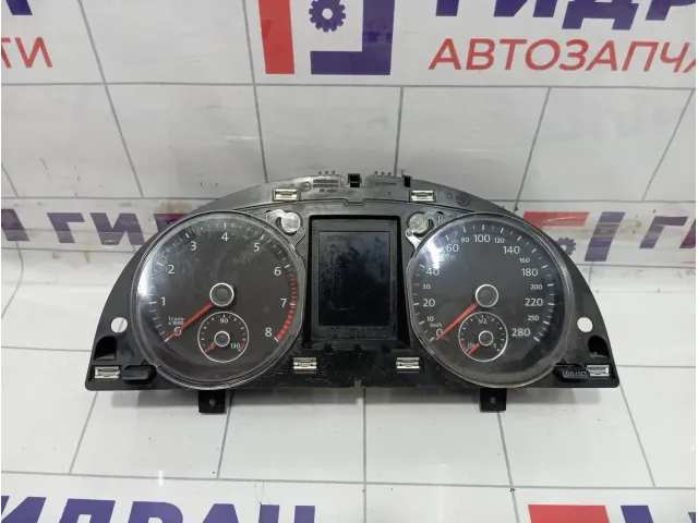 Панель приборов Volkswagen Passat CC 3C8920880F