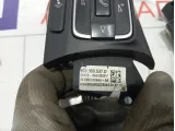 Блок кнопок в рулевое колесо Volkswagen Passat CC 3C8998537B