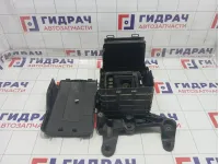 Кронштейн крепления аккумулятора (АКБ) Volkswagen Passat CC 1K0915333H