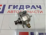 Насос (ТНВД) бензиновый Volkswagen Passat CC 06H127025N