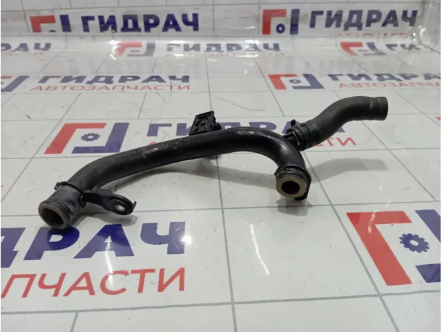 Трубка системы охлаждения Volkswagen Passat CC 06J121065F