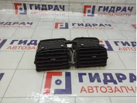 Дефлектор воздушный центральный Volkswagen Polo 6RF819728BWMV