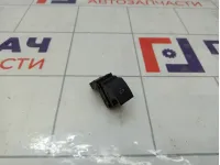 Кнопка открывания багажника Volkswagen Polo 1K0959831REH