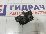 Замок капота Volkswagen Polo 5U0823509A