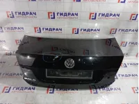 Крышка багажника Volkswagen Polo 6RU827025A