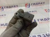 Датчик положения распредвала Volkswagen Polo 030907601E