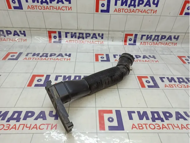 Патрубок воздушного фильтра Volkswagen Polo 6R0129618B