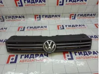 Решетка радиатора Volkswagen Polo 6RU853651A9B9