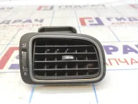 Дефлектор воздушный правый Volkswagen Polo Sedan (Mk5) 6RF819704C.