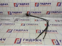 Трос стояночного тормоза Volkswagen Polo Sedan (Mk5) 6RU609721E. Дефект оплетки. Комплект.