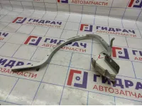 Петля крышки багажника левая Volkswagen Polo Sedan (Mk5) 6RF827301A.