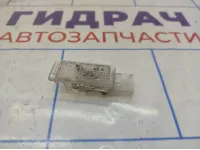 Плафон салонный Volkswagen Polo Sedan (Mk5) 6Q0947415. Багажника.