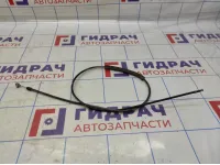 Трос открывания капота Volkswagen Polo Sedan (Mk5) 6R0823535. К ручке.