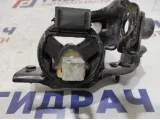Опора КПП левая Volkswagen Polo Sedan (Mk5) 6Q0199555AT. Трещины.
