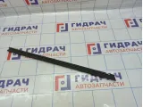 Уплотнитель стекла двери задней левой Volkswagen Polo Sedan (Mk5) 6RU8394795AP. Внутренний.