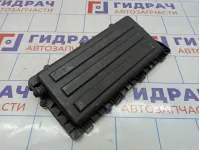 Крышка воздушного фильтра Volkswagen Polo Sedan (Mk5) 036129611CN.