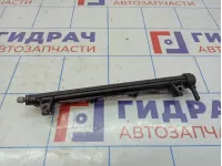 Рейка топливная (рампа) Volkswagen Polo Sedan (Mk5) 036133320C.