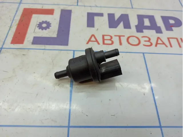 Клапан вентиляции топливного бака Volkswagen Polo Sedan (Mk5) 6QE906517.