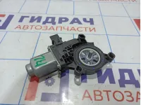 Моторчик стеклоподъемника заднего левого Volkswagen Polo Sedan (Mk5) 6R0959811SZ04