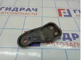 Кронштейн переднего рычага левый Volkswagen Polo Sedan (Mk5) 6R0199517