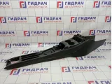 Консоль Volkswagen Polo Sedan (Mk5) 6RU863243B82V