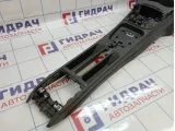 Консоль Volkswagen Polo Sedan (Mk5) 6RU863243B82V